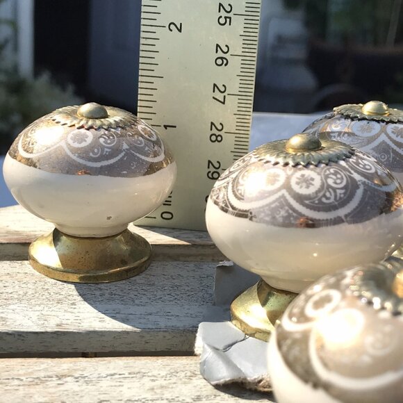 NEW Set 5 Decor Ceramic Gold Brass Decorative Drawer Cabinet Pulls Knobs - Picture 4 of 10